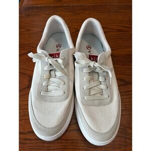 Kizik  Women's Prague Sneaker Hands Free Slip On Cream Brulee Women's Size 10.5